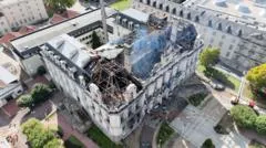 Масові заворушення у Франції: підпал ратуші та комендантська година